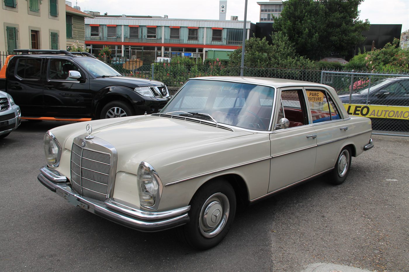 Mercedes-Benz 250 SE - collection Leo Automobiles